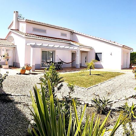Villa Andorinha With Private Pool In A Quiet Area อัลเจซูร์ ภายนอก รูปภาพ