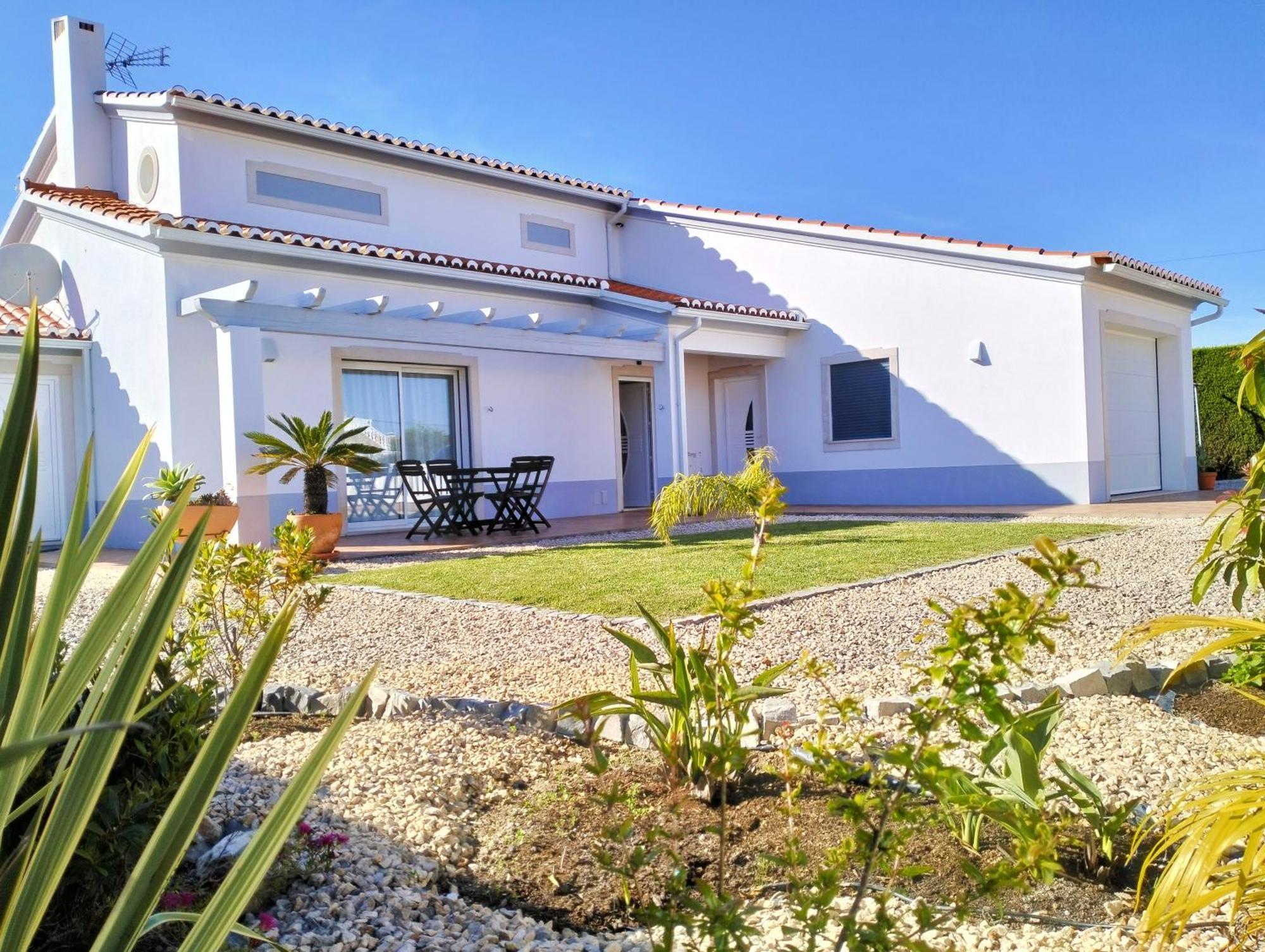 Villa Andorinha With Private Pool In A Quiet Area อัลเจซูร์ ภายนอก รูปภาพ